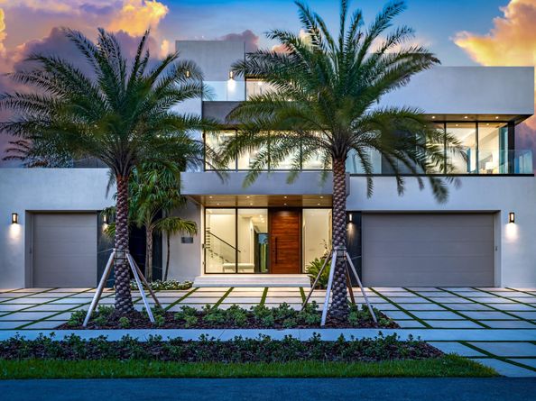 2000 Harbourview Dr, Fort Lauderdale FL 33316
