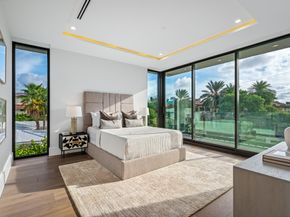 2000 Harbourview Dr, Fort Lauderdale FL 33316
