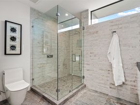 2000 Harbourview Dr, Fort Lauderdale FL 33316