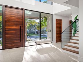 2000 Harbourview Dr, Fort Lauderdale FL 33316