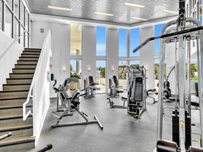 3131 NE 188th Street 21201, Aventura FL 33180