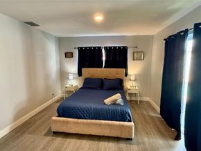 8231 SW 9th St, North Lauderdale FL 33068