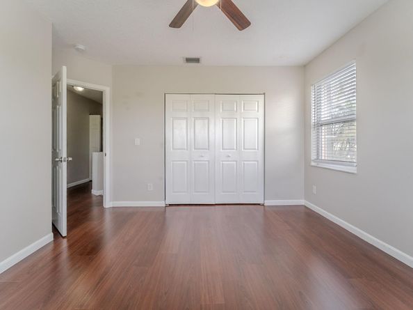 1568 SW 106th Ave, Pembroke Pines FL 33025