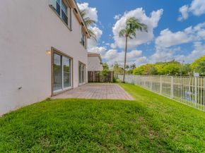 1568 SW 106th Ave, Pembroke Pines FL 33025