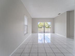 1568 SW 106th Ave, Pembroke Pines FL 33025