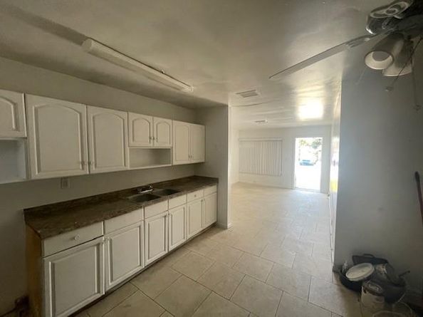 1104 W 24th St, Riviera Beach FL 33404