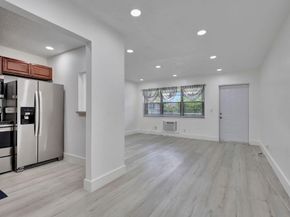 110 Dorchester E, West Palm Beach FL 33417