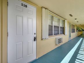110 Dorchester E, West Palm Beach FL 33417