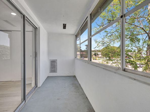 110 Dorchester E, West Palm Beach FL 33417