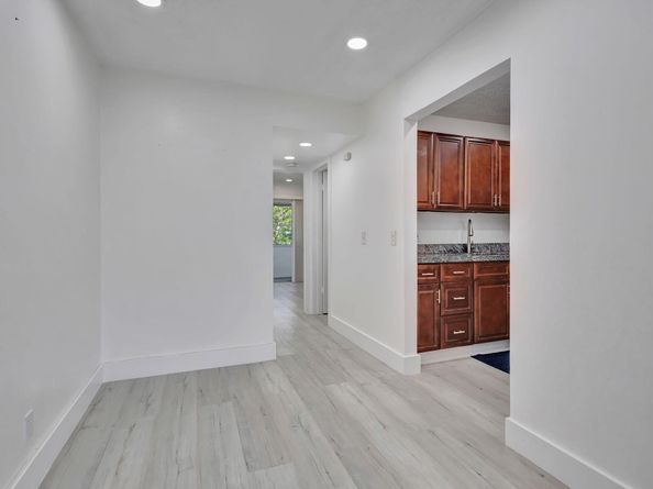 110 Dorchester E, West Palm Beach FL 33417