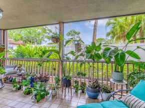 405 Brackenwood Lane S, Palm Beach Gardens FL 33418