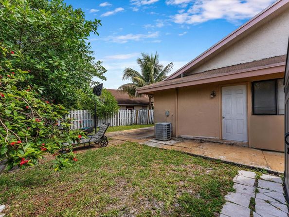 6552 Harbour Road, North Lauderdale FL 33068