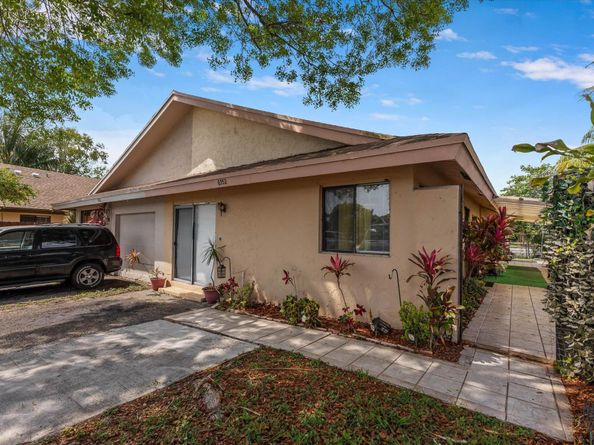 6552 Harbour Road, North Lauderdale FL 33068