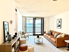117 Lake Emerald Dr 205, Oakland Park FL 33309