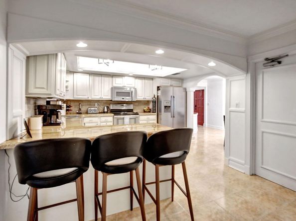7241 NW 10th Court, Plantation FL 33313