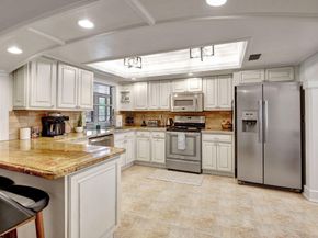 7241 NW 10th Court, Plantation FL 33313