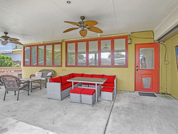 7241 NW 10th Court, Plantation FL 33313