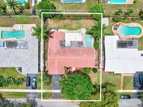 7241 NW 10th Court, Plantation FL 33313