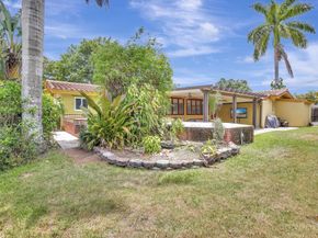 7241 NW 10th Court, Plantation FL 33313