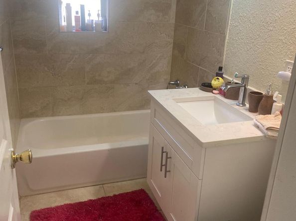 Undisclosed Address #RX-11105596, Lake Park FL 33403