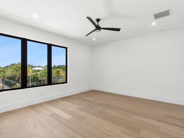 321 Palmetto Street, West Palm Beach FL 33405