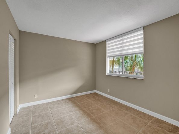 3121 Riverside Dr A303, Coral Springs FL 33065