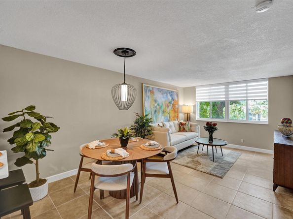 3121 Riverside Dr A303, Coral Springs FL 33065