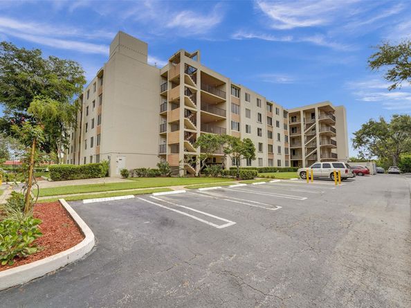 3121 Riverside Dr A303, Coral Springs FL 33065