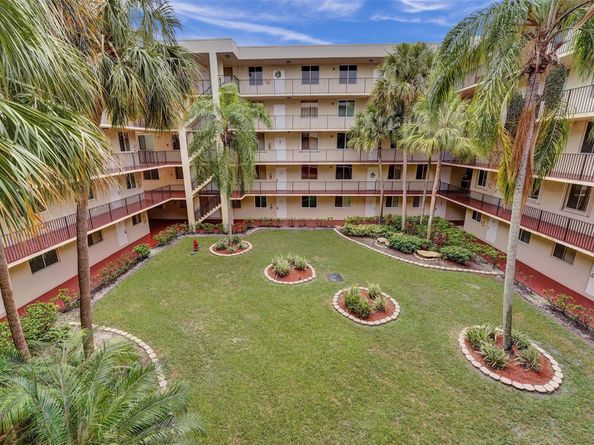 3121 Riverside Dr A303, Coral Springs FL 33065
