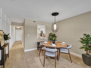 3121 Riverside Dr A303, Coral Springs FL 33065