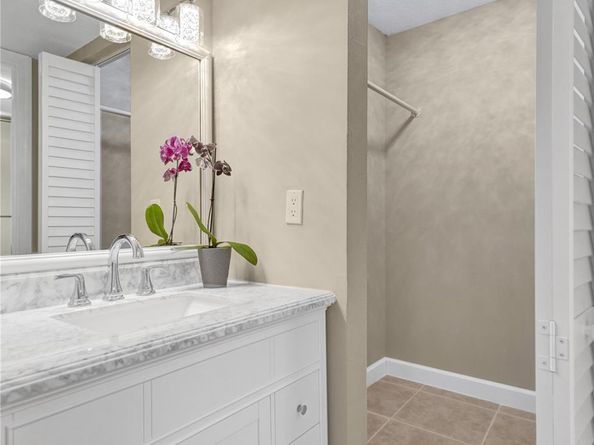 3121 Riverside Dr A303, Coral Springs FL 33065
