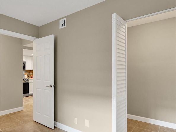 3121 Riverside Dr A303, Coral Springs FL 33065
