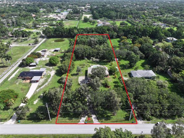 14431 Mustang Trail, Southwest Ranches FL 33330