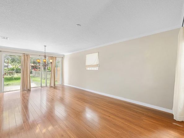 168 Canterbury Place, Royal Palm Beach FL 33414