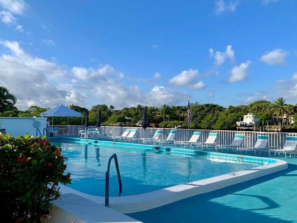 4001 S Ocean Boulevard 304, South Palm Beach FL 33480