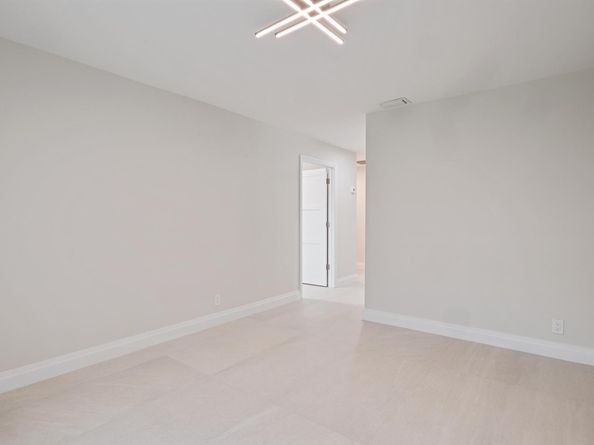 2839 Banyan Boulevard Circle NW, Boca Raton FL 33431