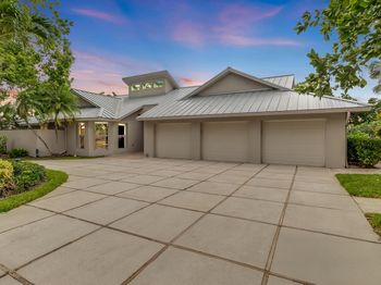 2839 Banyan Boulevard Circle NW