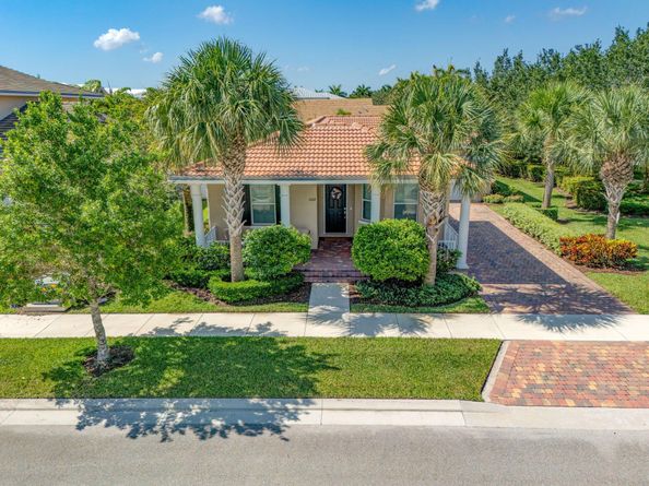 1122 S Prescott Drive, Jupiter FL 33458