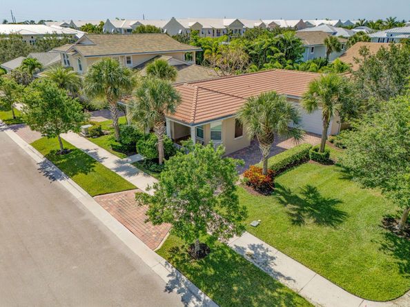1122 S Prescott Drive, Jupiter FL 33458