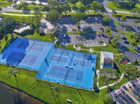 15451 Pembridge Drive 207, Delray Beach FL 33484