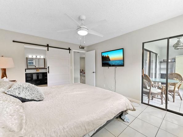 15451 Pembridge Drive 207, Delray Beach FL 33484