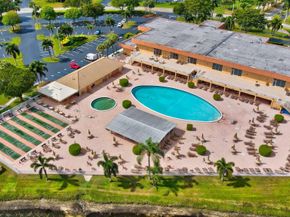15451 Pembridge Drive 207, Delray Beach FL 33484