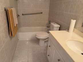 5200 NE 24th Ter 314C, Fort Lauderdale FL 33308