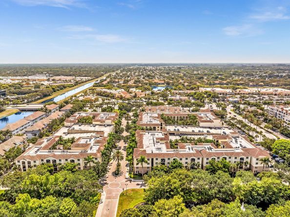 2 Renaissance Way 302, Boynton Beach FL 33426
