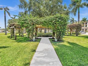 2 Renaissance Way 302, Boynton Beach FL 33426