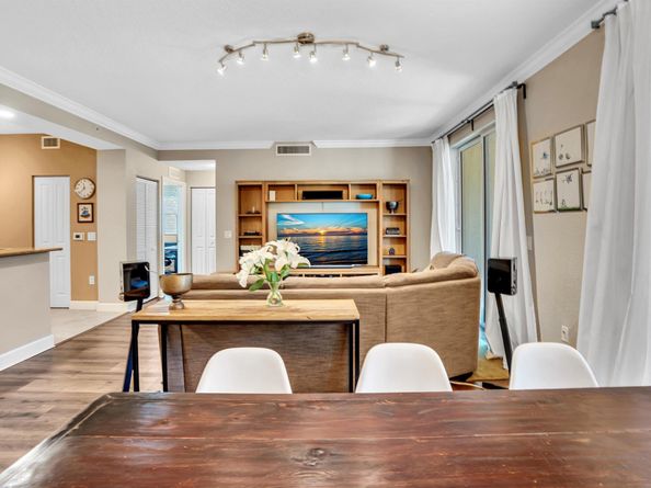 2 Renaissance Way 302, Boynton Beach FL 33426