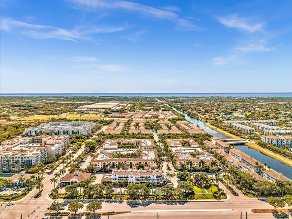 2 Renaissance Way 302, Boynton Beach FL 33426