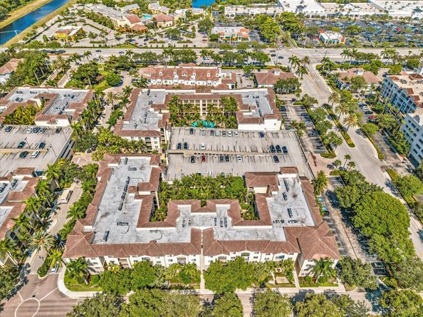 2 Renaissance Way 302, Boynton Beach FL 33426