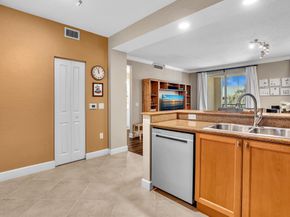 2 Renaissance Way 302, Boynton Beach FL 33426