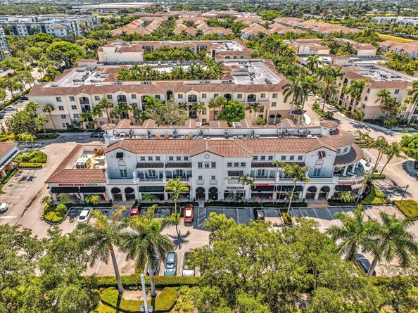 2 Renaissance Way 302, Boynton Beach FL 33426